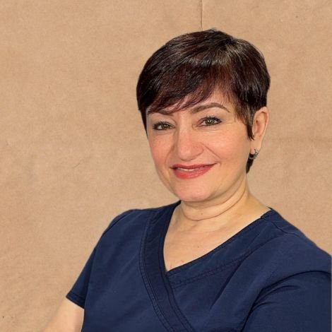 Roza León